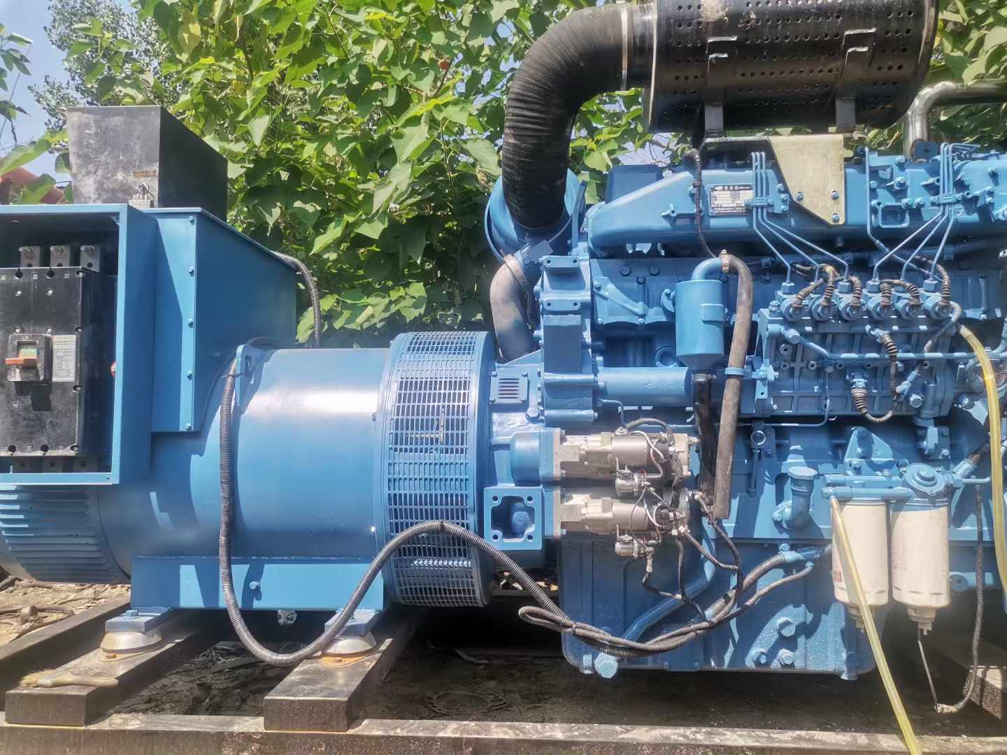 博湖详细说明降低 800kW 柴油发电机输出电流波动的方法
